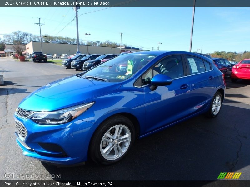 Kinetic Blue Metallic / Jet Black 2017 Chevrolet Cruze LT