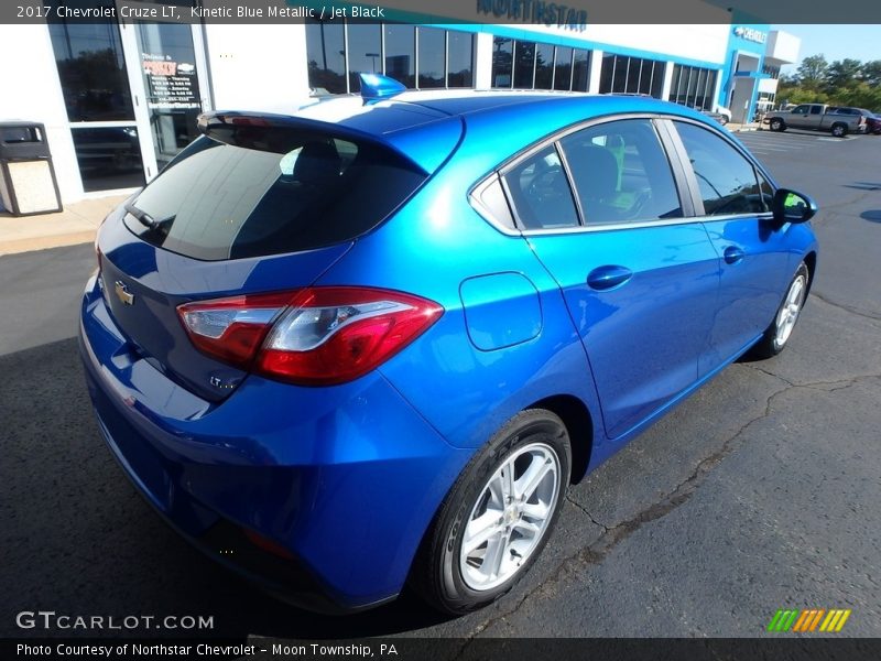 Kinetic Blue Metallic / Jet Black 2017 Chevrolet Cruze LT