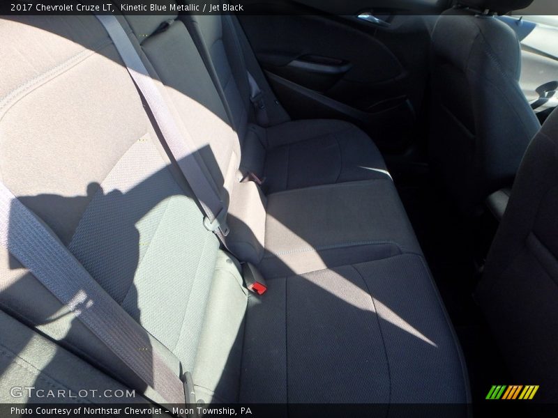 Kinetic Blue Metallic / Jet Black 2017 Chevrolet Cruze LT