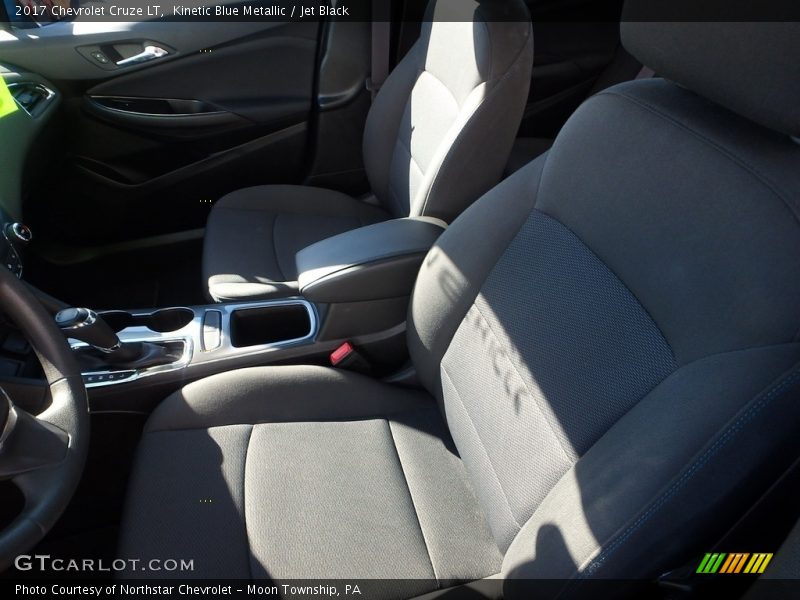 Kinetic Blue Metallic / Jet Black 2017 Chevrolet Cruze LT