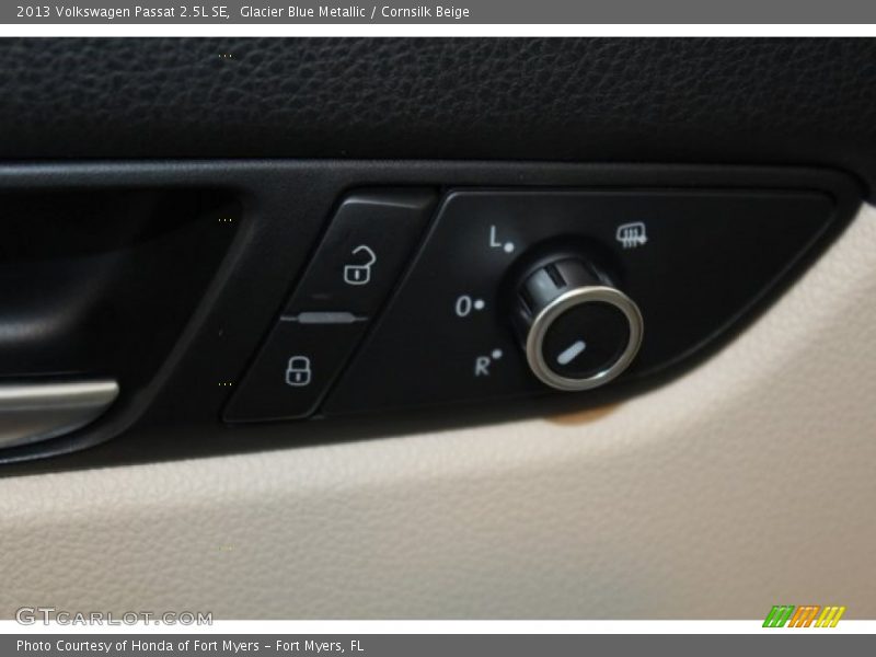 Glacier Blue Metallic / Cornsilk Beige 2013 Volkswagen Passat 2.5L SE
