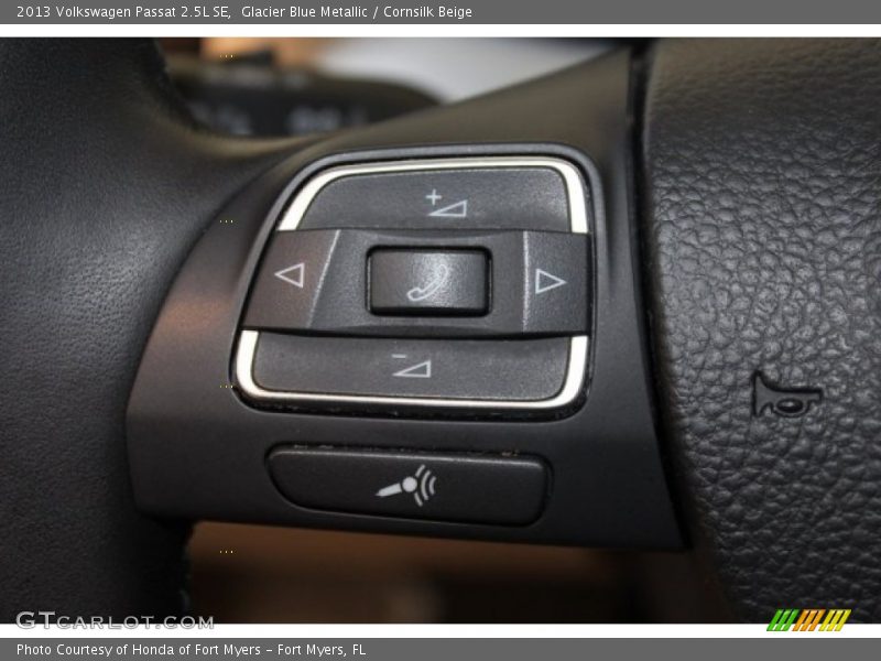 Glacier Blue Metallic / Cornsilk Beige 2013 Volkswagen Passat 2.5L SE
