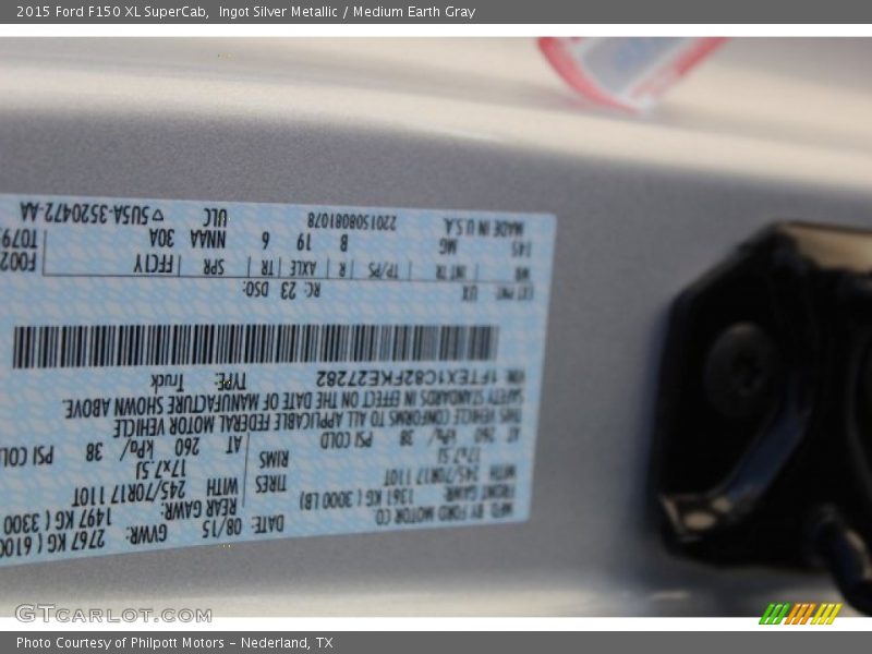 Ingot Silver Metallic / Medium Earth Gray 2015 Ford F150 XL SuperCab