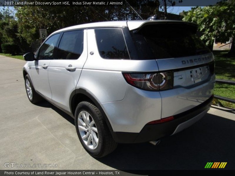 Indus Silver Metallic / Almond 2017 Land Rover Discovery Sport HSE