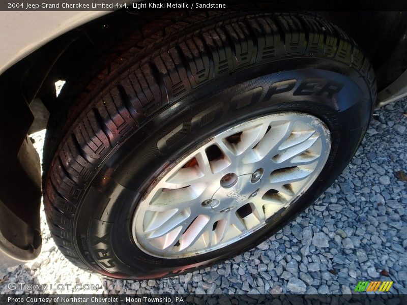 Light Khaki Metallic / Sandstone 2004 Jeep Grand Cherokee Limited 4x4
