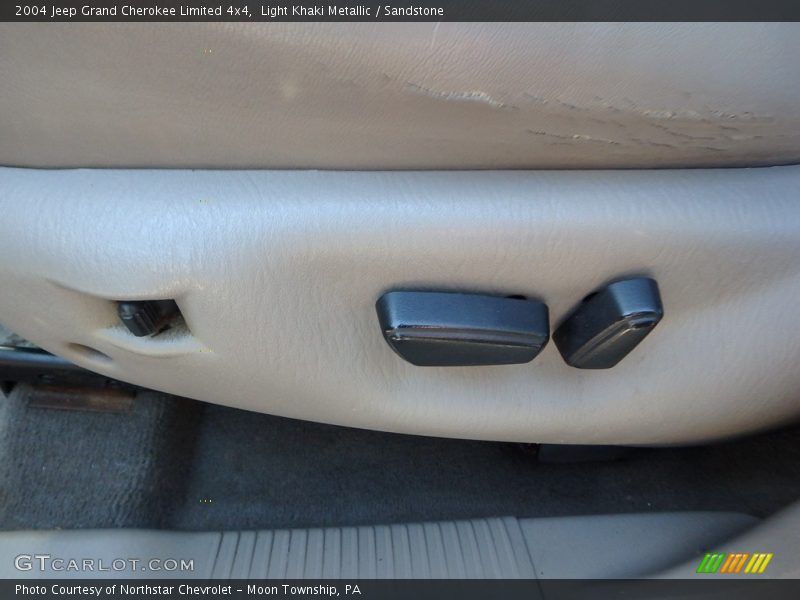 Light Khaki Metallic / Sandstone 2004 Jeep Grand Cherokee Limited 4x4
