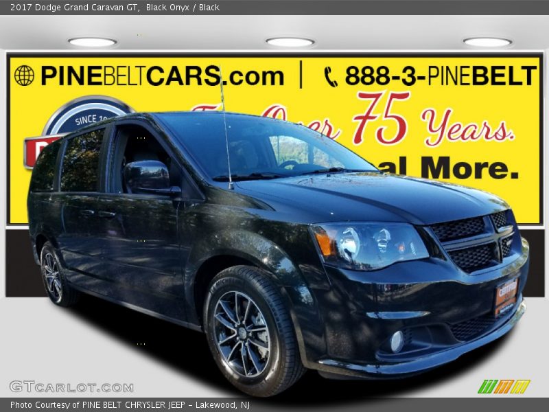 Black Onyx / Black 2017 Dodge Grand Caravan GT
