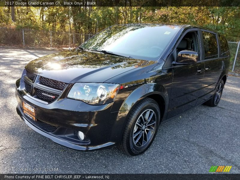 Black Onyx / Black 2017 Dodge Grand Caravan GT