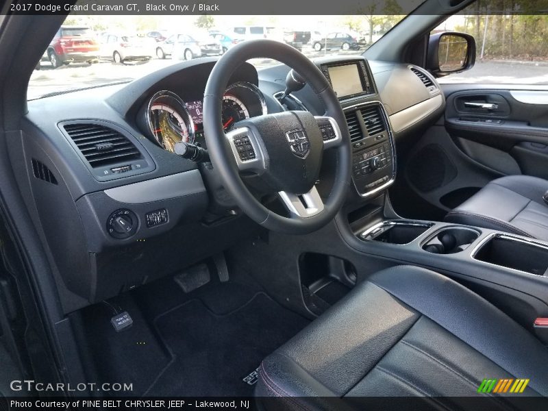 Black Onyx / Black 2017 Dodge Grand Caravan GT