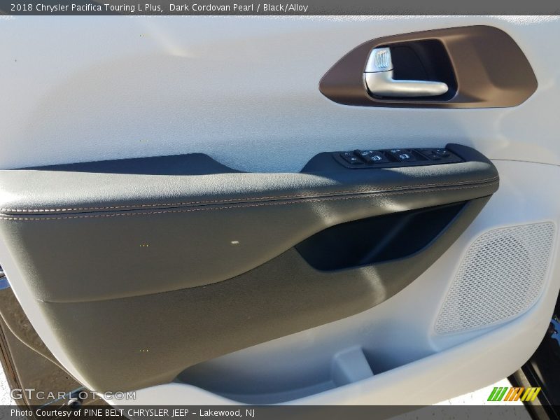 Dark Cordovan Pearl / Black/Alloy 2018 Chrysler Pacifica Touring L Plus