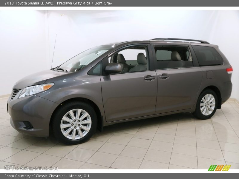 Predawn Gray Mica / Light Gray 2013 Toyota Sienna LE AWD