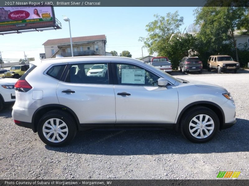 Brilliant Silver / Charcoal 2017 Nissan Rogue S AWD