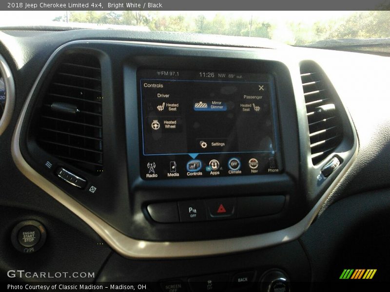 Bright White / Black 2018 Jeep Cherokee Limited 4x4