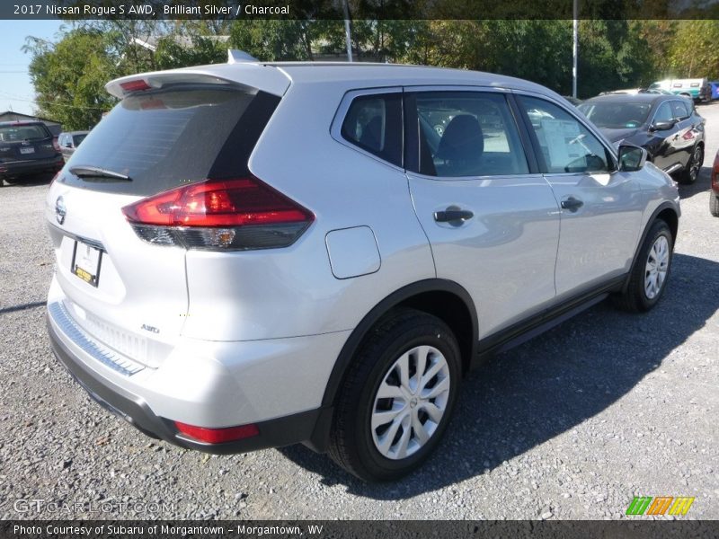 Brilliant Silver / Charcoal 2017 Nissan Rogue S AWD