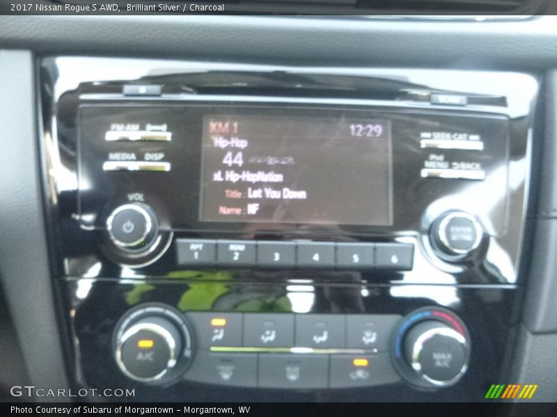 Brilliant Silver / Charcoal 2017 Nissan Rogue S AWD