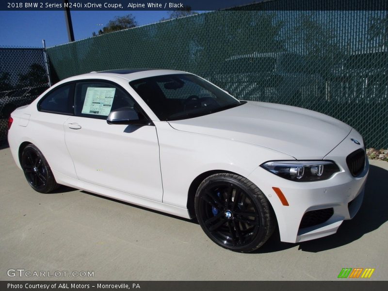 Alpine White / Black 2018 BMW 2 Series M240i xDrive Coupe