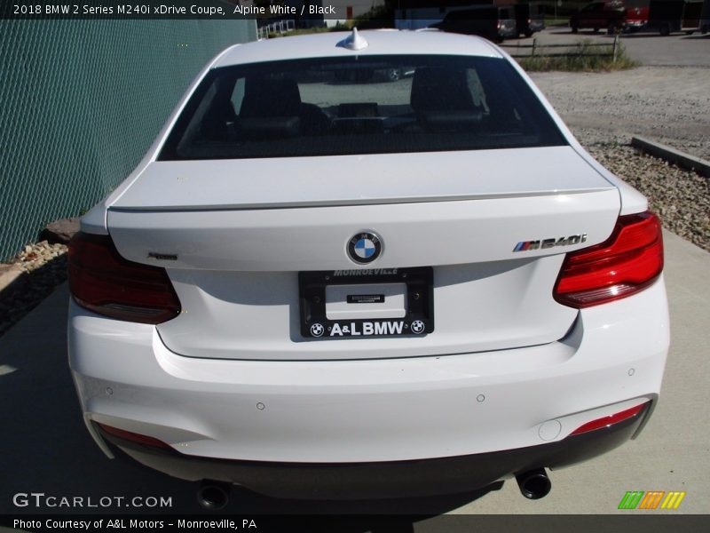 Alpine White / Black 2018 BMW 2 Series M240i xDrive Coupe