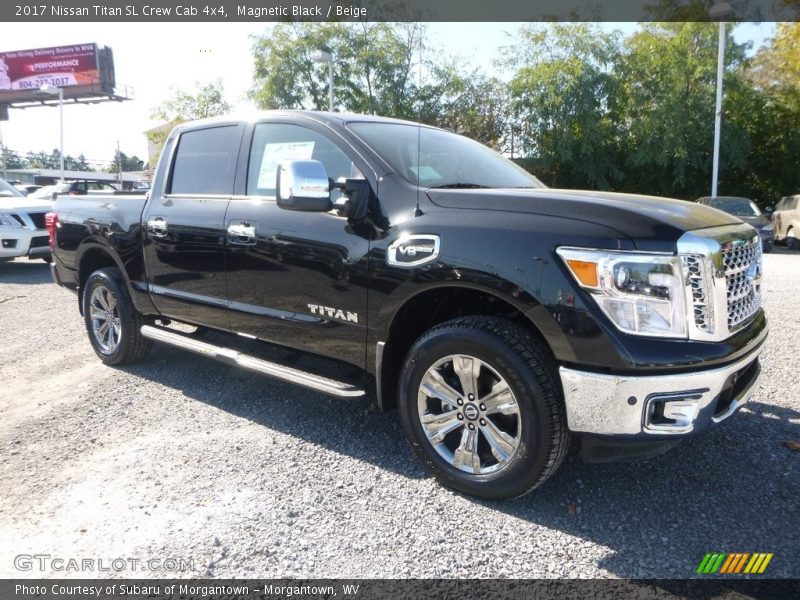 Front 3/4 View of 2017 Titan SL Crew Cab 4x4