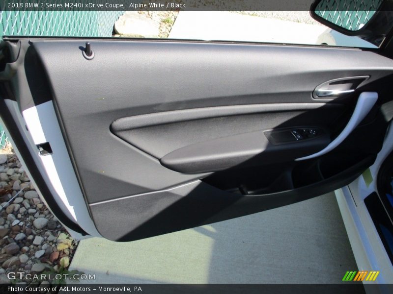 Alpine White / Black 2018 BMW 2 Series M240i xDrive Coupe