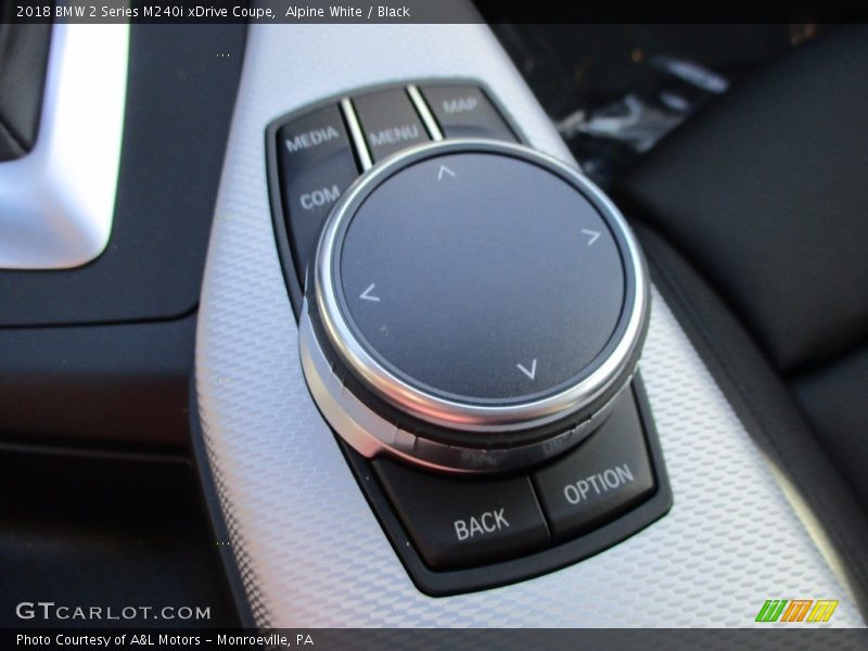 Alpine White / Black 2018 BMW 2 Series M240i xDrive Coupe