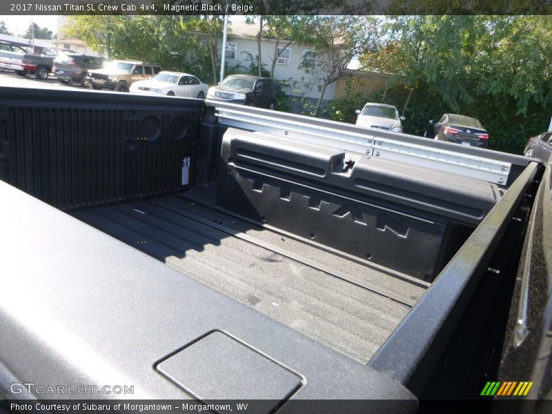Magnetic Black / Beige 2017 Nissan Titan SL Crew Cab 4x4