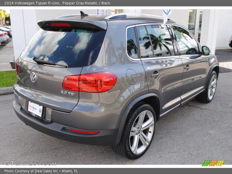Pepper Gray Metallic / Black 2014 Volkswagen Tiguan R-Line