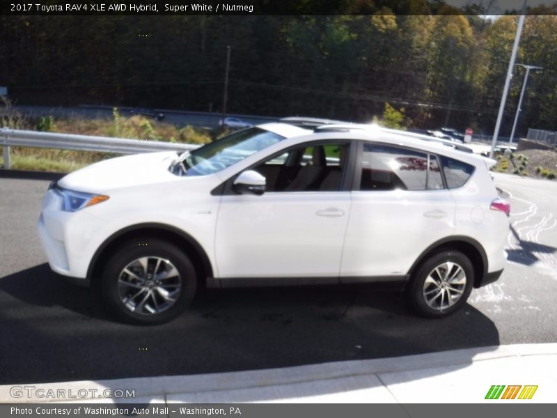 Super White / Nutmeg 2017 Toyota RAV4 XLE AWD Hybrid