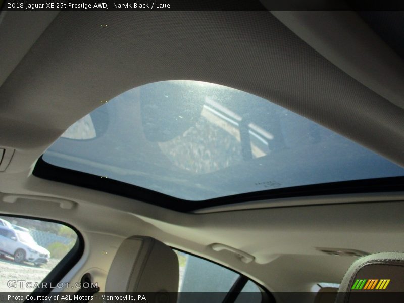 Narvik Black / Latte 2018 Jaguar XE 25t Prestige AWD