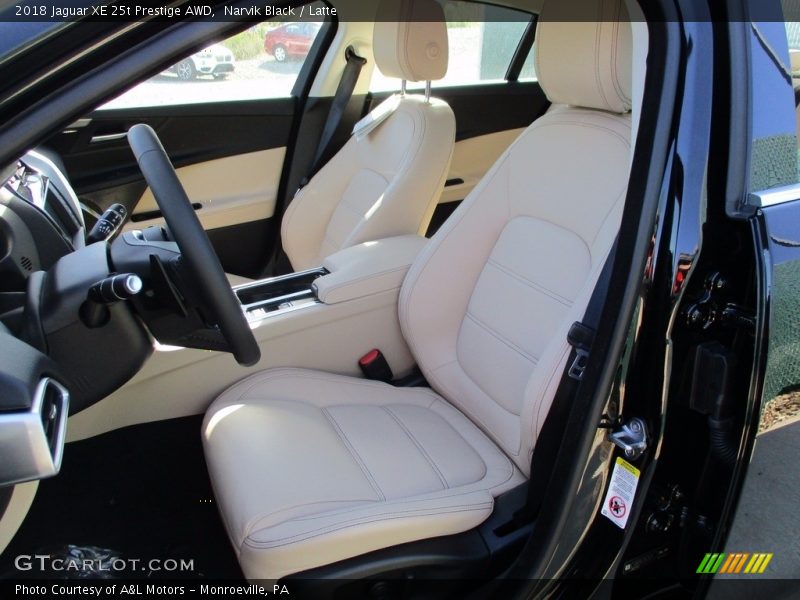 Narvik Black / Latte 2018 Jaguar XE 25t Prestige AWD