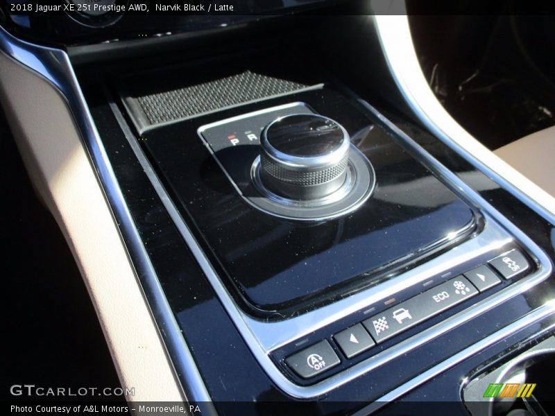 Narvik Black / Latte 2018 Jaguar XE 25t Prestige AWD