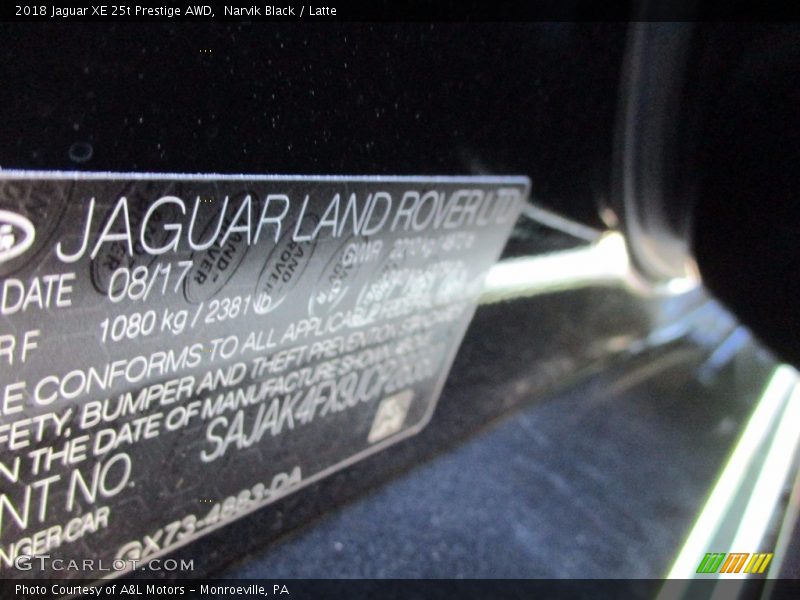 Narvik Black / Latte 2018 Jaguar XE 25t Prestige AWD