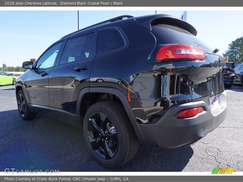 Diamond Black Crystal Pearl / Black 2018 Jeep Cherokee Latitude