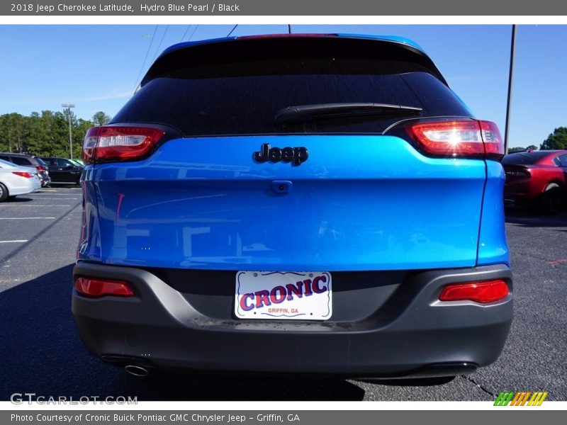 Hydro Blue Pearl / Black 2018 Jeep Cherokee Latitude
