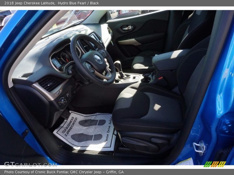 Hydro Blue Pearl / Black 2018 Jeep Cherokee Latitude