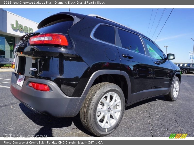 Diamond Black Crystal Pearl / Black 2018 Jeep Cherokee Latitude Plus