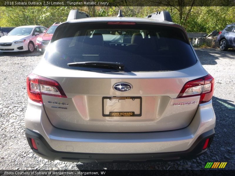 Tungsten Metallic / Ivory 2018 Subaru Outback 2.5i Limited