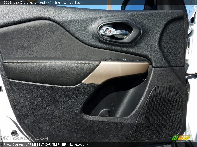 Bright White / Black 2018 Jeep Cherokee Limited 4x4
