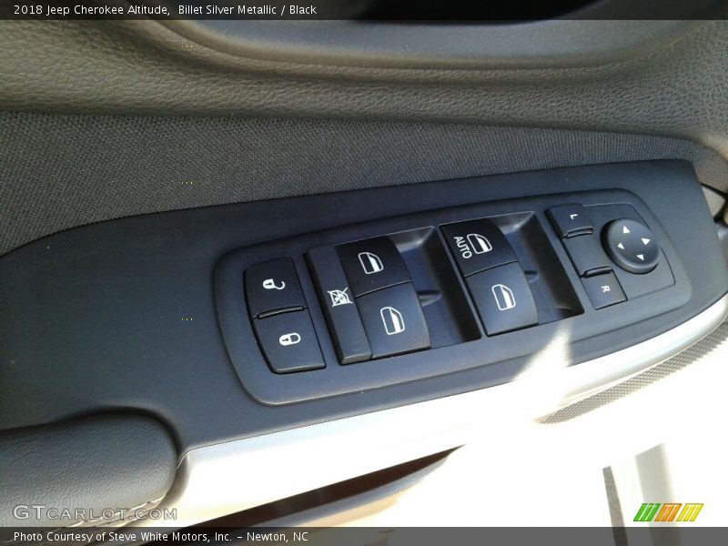 Billet Silver Metallic / Black 2018 Jeep Cherokee Altitude