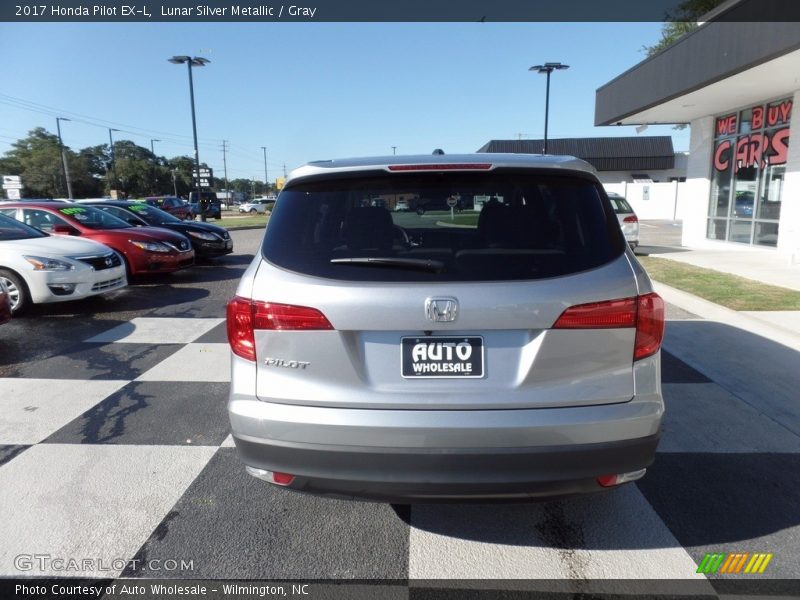 Lunar Silver Metallic / Gray 2017 Honda Pilot EX-L