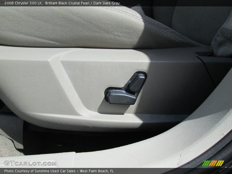 Brilliant Black Crystal Pearl / Dark Slate Gray 2008 Chrysler 300 LX