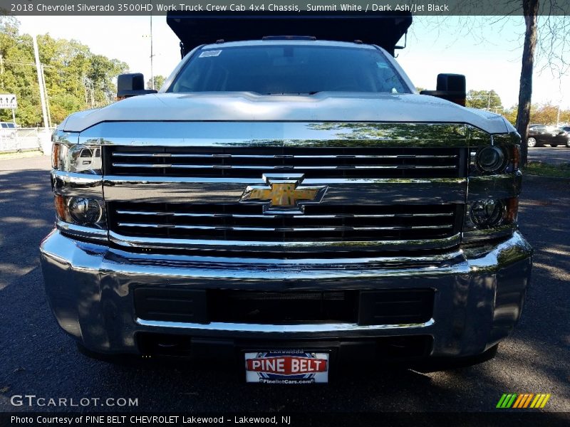 Summit White / Dark Ash/Jet Black 2018 Chevrolet Silverado 3500HD Work Truck Crew Cab 4x4 Chassis