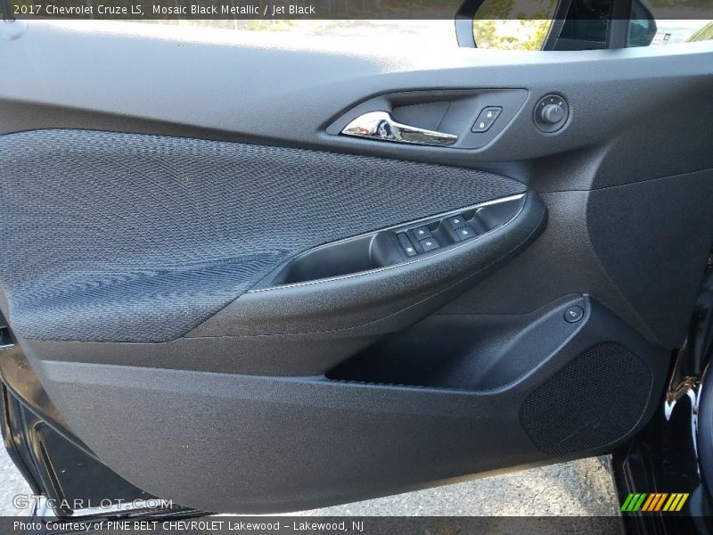 Mosaic Black Metallic / Jet Black 2017 Chevrolet Cruze LS