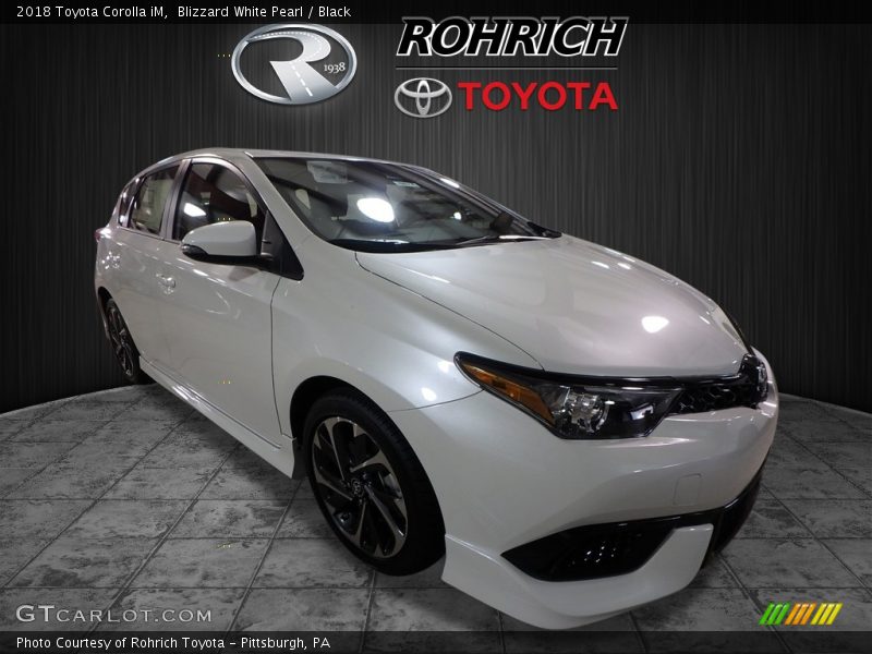Blizzard White Pearl / Black 2018 Toyota Corolla iM