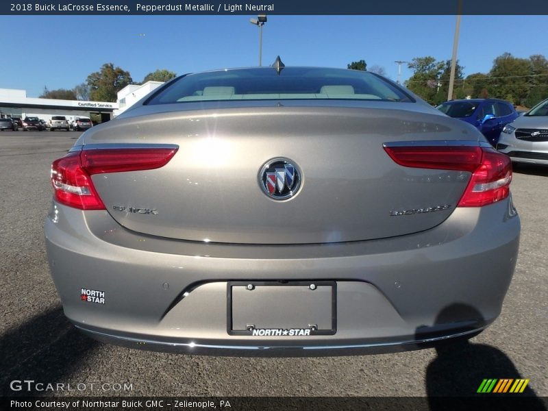Pepperdust Metallic / Light Neutral 2018 Buick LaCrosse Essence