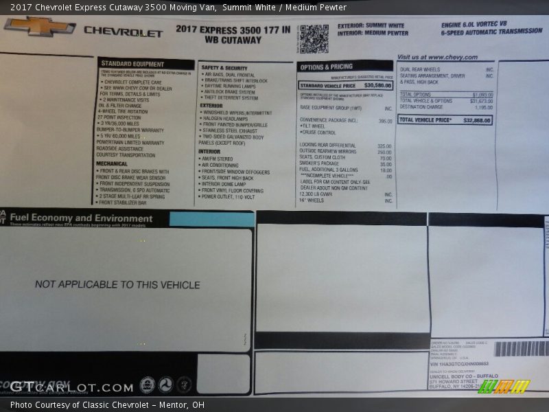 Summit White / Medium Pewter 2017 Chevrolet Express Cutaway 3500 Moving Van