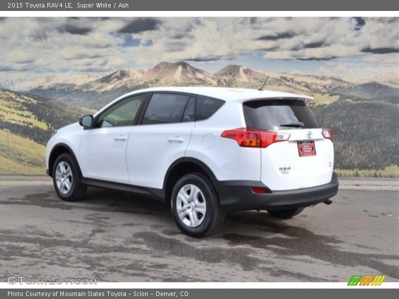 Super White / Ash 2015 Toyota RAV4 LE