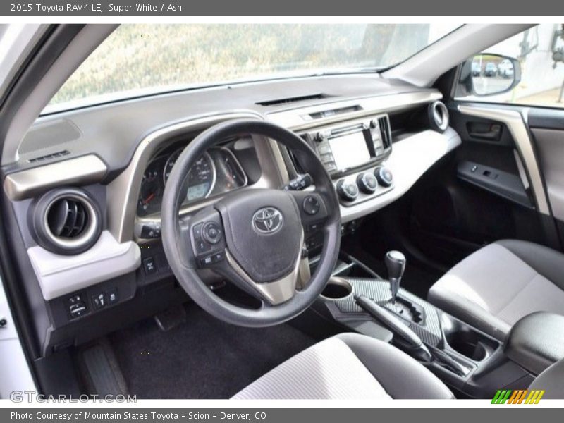 Super White / Ash 2015 Toyota RAV4 LE