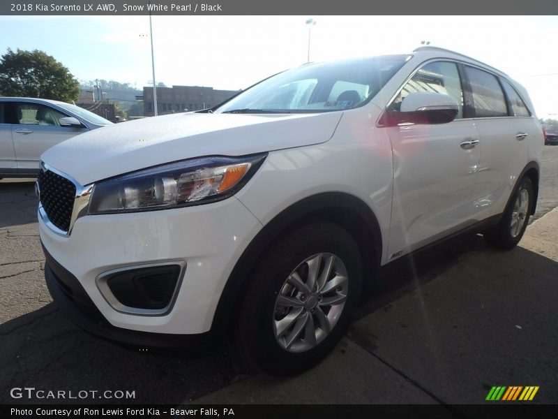 Snow White Pearl / Black 2018 Kia Sorento LX AWD