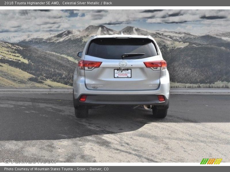 Celestial Silver Metallic / Black 2018 Toyota Highlander SE AWD