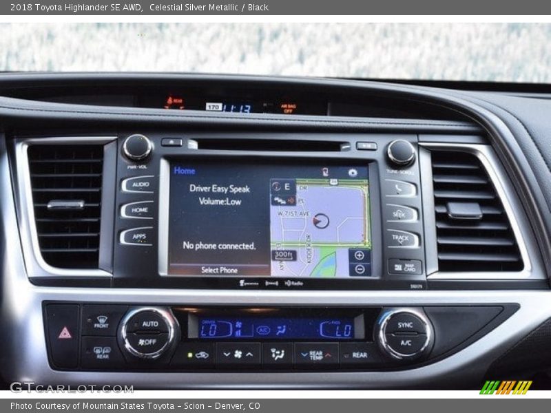 Celestial Silver Metallic / Black 2018 Toyota Highlander SE AWD